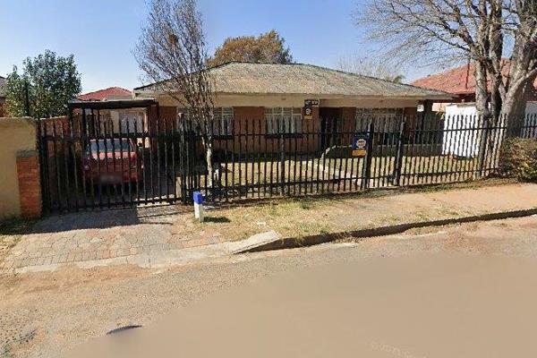 Bargain of the week!!
beautiful family home situated at 20 Towerby road

house 205 ...