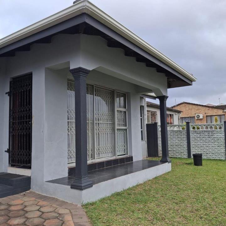 3 Bedroom House for sale in Springfield - P24-116564674
