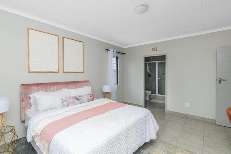Listing number: P24-117371383, Image number: 3