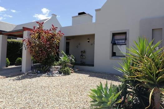 3 Bedroom House for sale in Rouxpark
