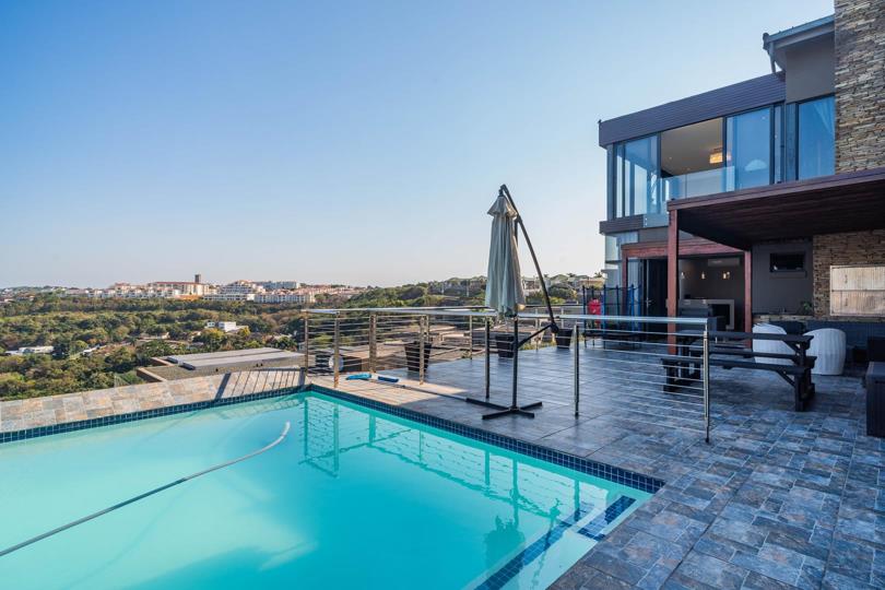 4 Bedroom House for sale in La Lucia Ridge - P24-114805847