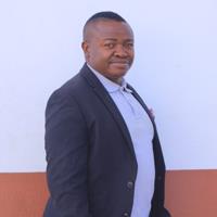 Thulani Benitsius