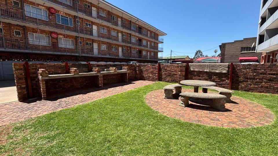 1 Bedroom Apartment / flat for sale in Benoni Central - 1 Springbok ...