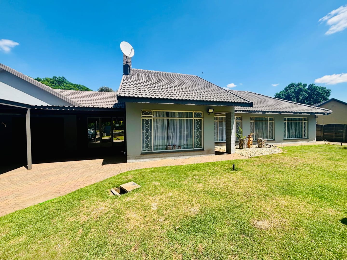 4 Bedroom House for sale in Three Rivers - P24-116584761