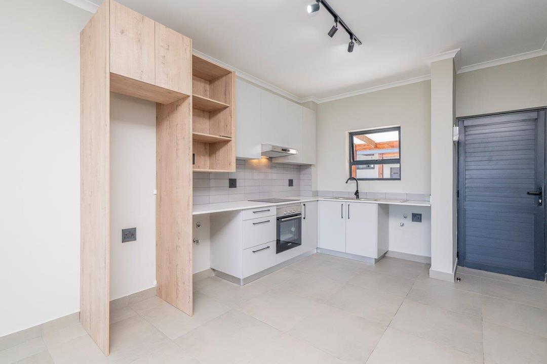 Listing number: P24-116585325, Image number: 1