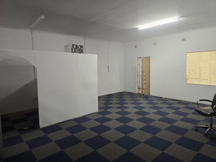 Listing number: P24-116590395, Image number: 2, 112.5m² Office Space for Rent in Verulam Central – Spacious, Modern & Highly Visible