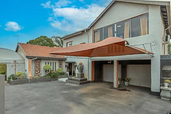 Auction Details:
Saturday 15 November | 12:30 PM
View from 11:30 AM | Onsite ...
