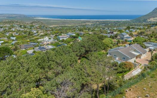 6 Bedroom House for sale in San Michel