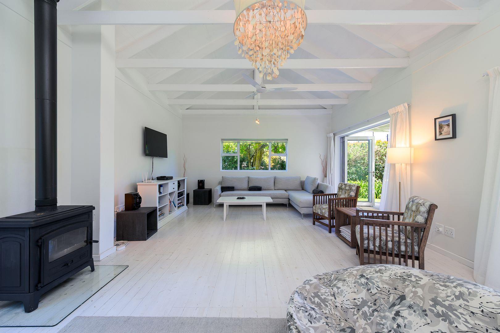 Photo of 3 Bedroom House to rent in Leisure Isle