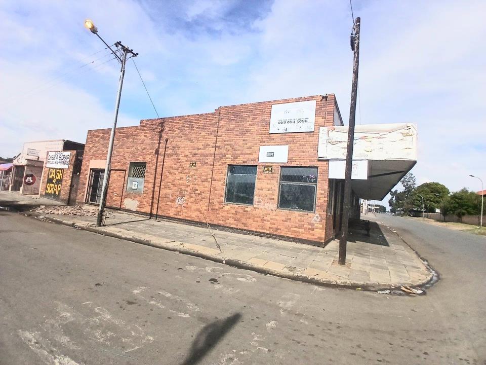 Prime Corner Commercial Property For Sale in Randfontein Central, Randfontein