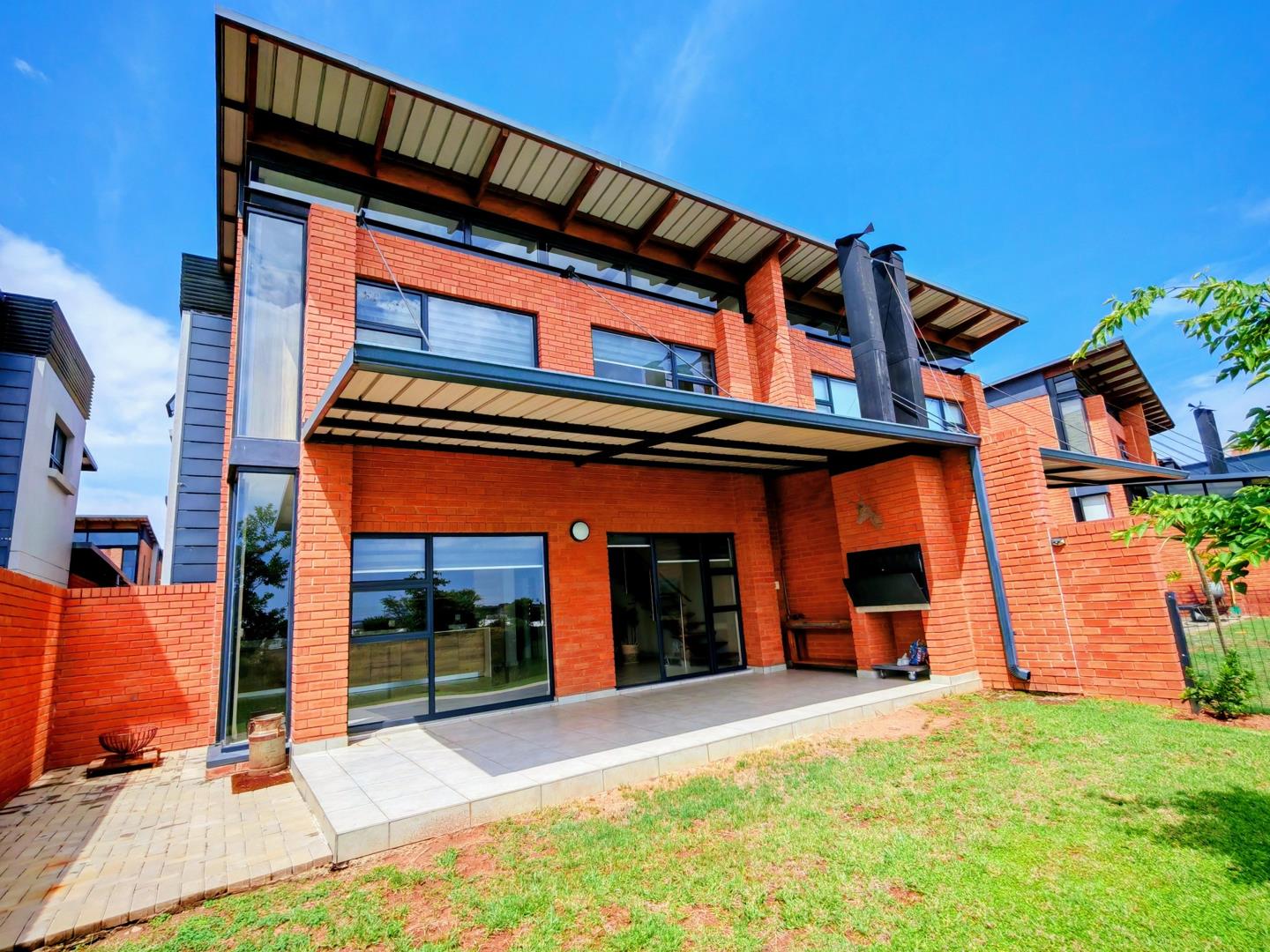 3 Bedroom Apartment / flat for sale in Six Fountains Residential Estate ...