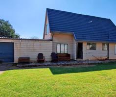 House for sale in Crystal Park