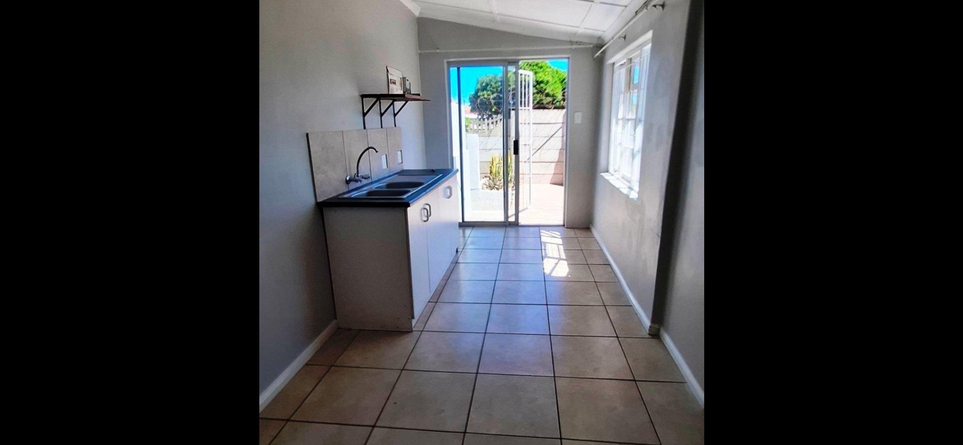 Photo of Apartment / flat to rent in Vredenburg