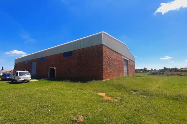 Spacious 950m² Warehouse for Lease in Baillie Park 

This expansive 950 square meter warehouse, available for lease in the ...