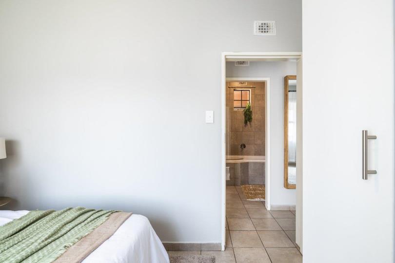 Listing number: P24-117098194, Image number: 2