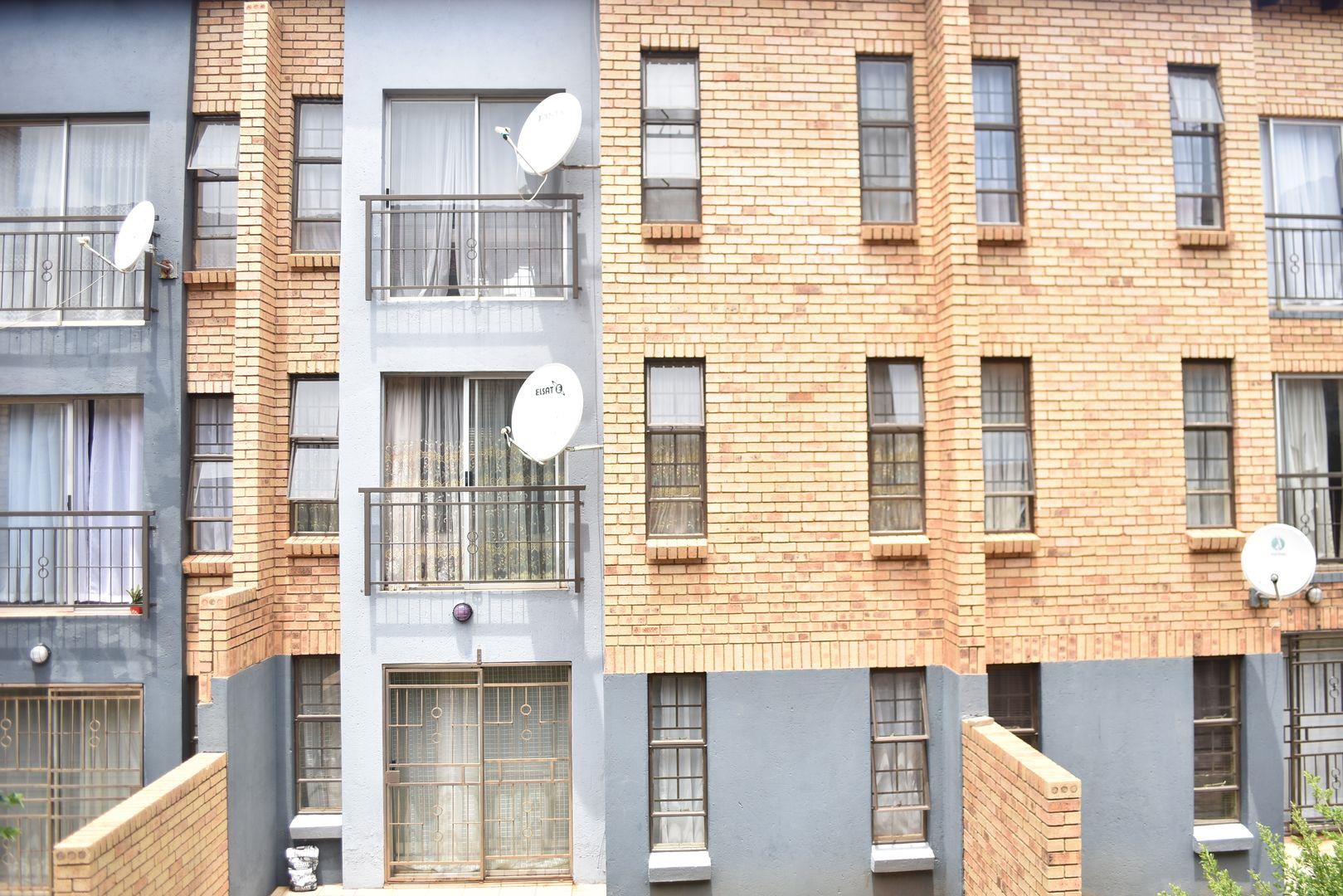 2 Bedroom Apartment / flat for sale in The Orchards - P24-116621592