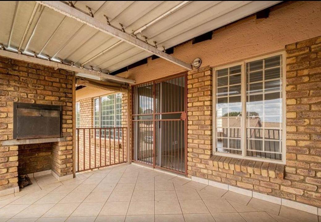 Listing number: P24-117332241, Image number: 1