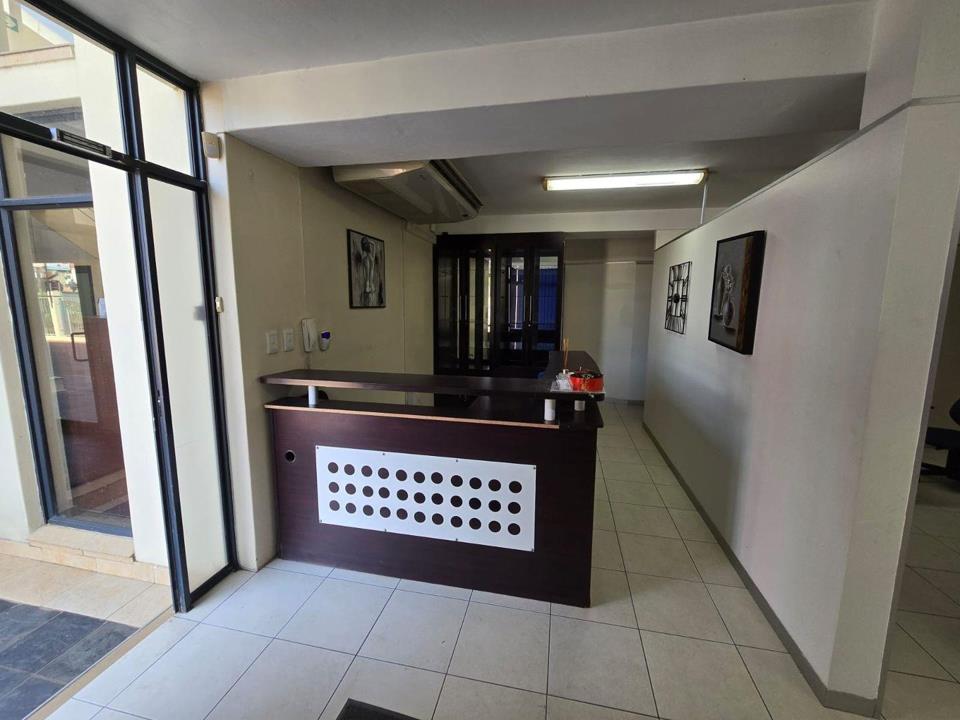 Listing number: P24-116305115, Image number: 1, Prime 140m² Office Space To Let in Grangetown, Verulam - Ideal for Business Growth!