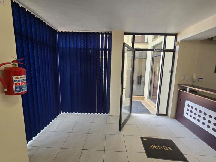 Listing number: P24-116305115, Image number: 2, Prime 140m² Office Space To Let in Grangetown, Verulam - Ideal for Business Growth!