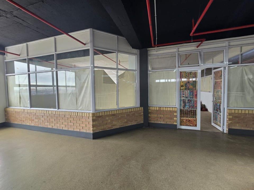 Listing number: P24-116318548, Image number: 1, Secure 64m² Shop to Let in Thriving Grangetown, Verulam