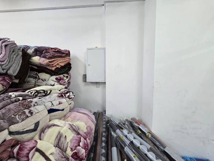 Listing number: P24-116318631, Image number: 2, 51m² Retail Unit to Let in Grangetown, Verulam