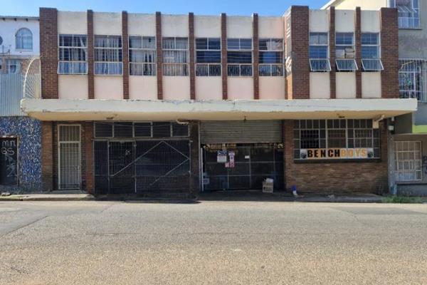 This industrial property in Jeppestown presents itself as a versatile opportunity. Its ...
