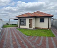 House for sale in Blue Hills AH