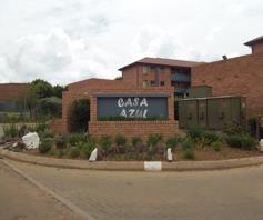 Apartment / Flat for sale in Rooihuiskraal North