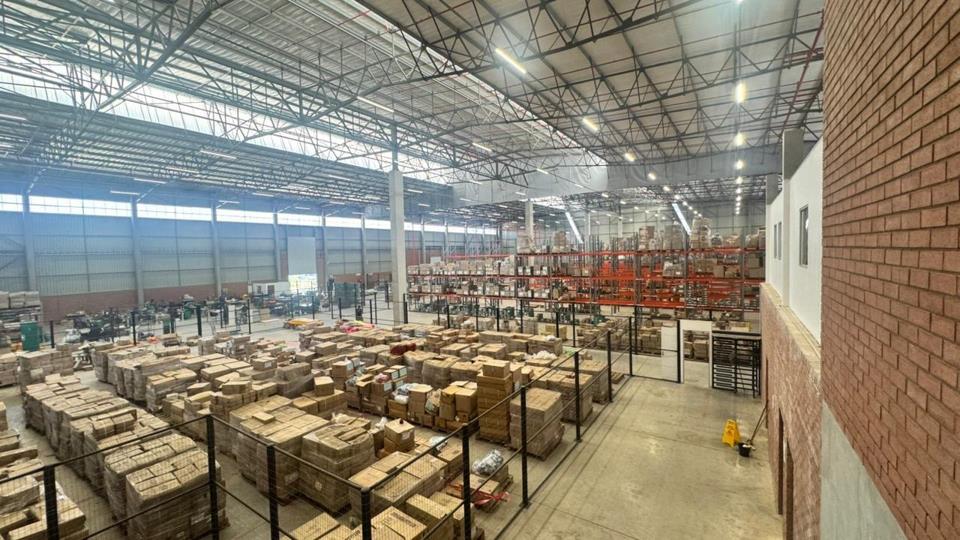 Industrial property to rent in Samrand Business Park - Unit 24 Central ...