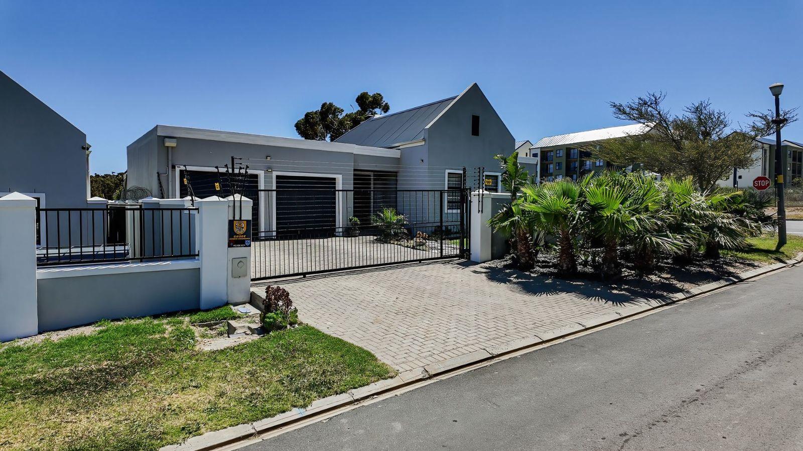 Houses to rent in Gordons Bay : Gordons Bay Property : Property24.com ...
