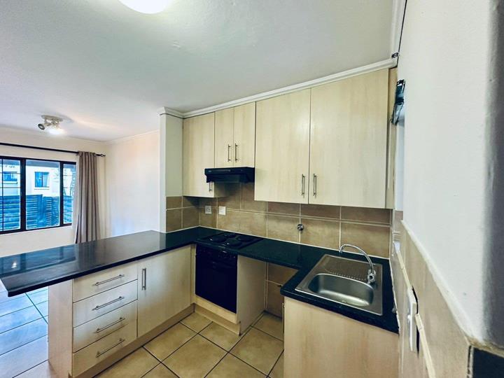 Apartment / flat for sale in Rivonia - Riverview 30 Elizabeth Avenue ...