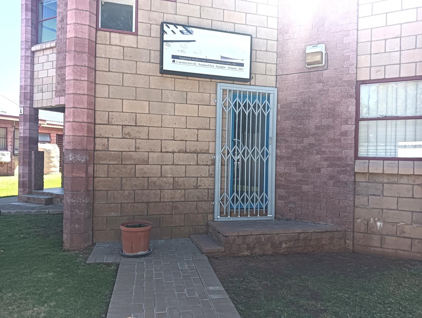 Commercial property to rent in Labram - 13 Bishops Avenue - P24-116674963