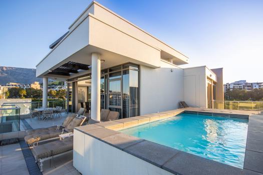 3 Bedroom Apartment / Flat for sale in Waterfront