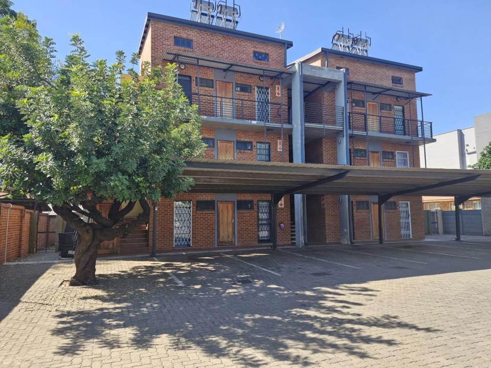 1 Bedroom Apartment / flat for sale in Rustenburg Central - Joubert ...