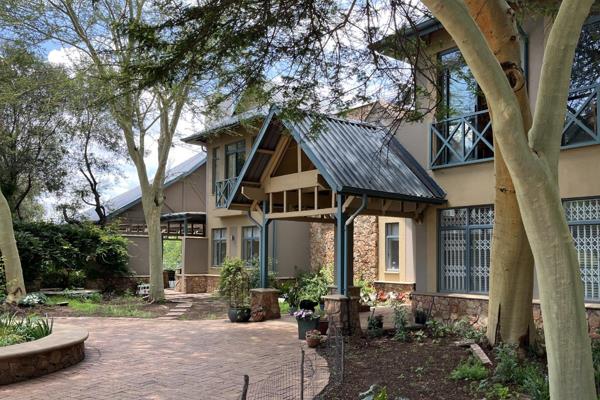 This exceptional property, situated within a sought-after equestrian estate, offers a combination of country living and will appeal to ...