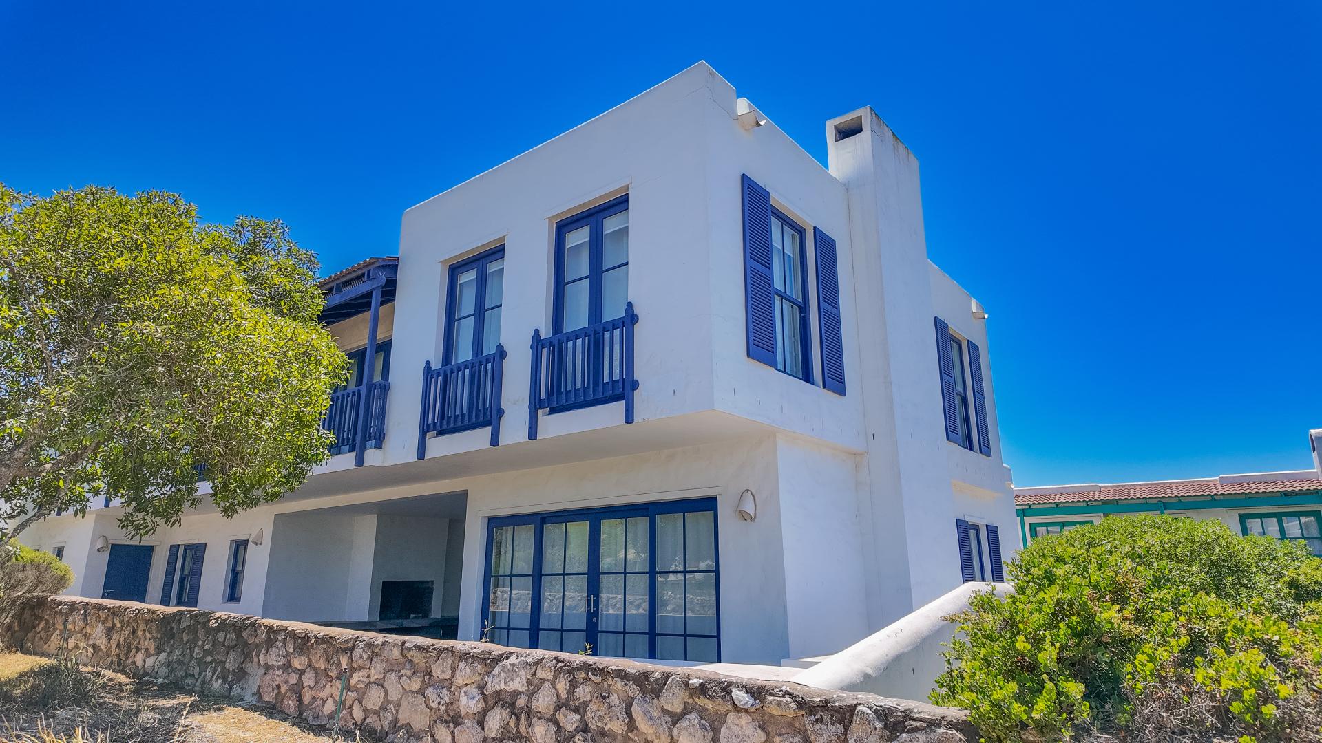 4 Bedroom House for sale in Apollo Ridge - P24-116686486