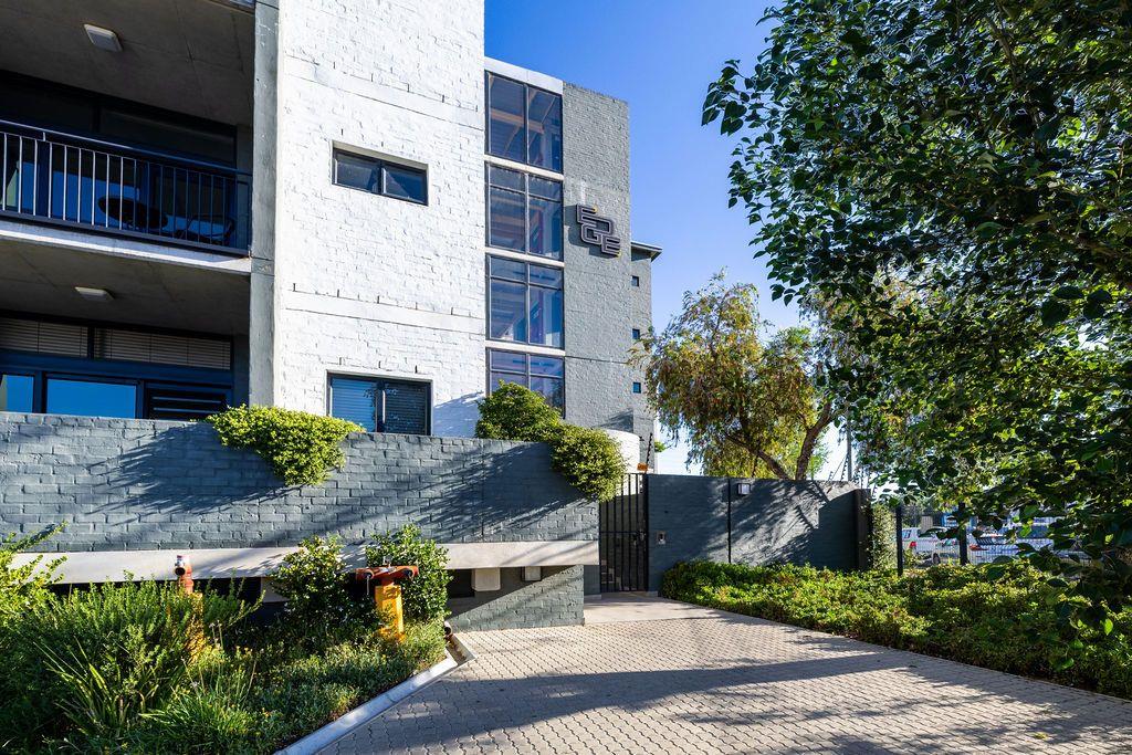 1 Bedroom Apartment / flat for sale in Stellenbosch Central - 316 Edge, 1 Paul Kruger Street - Stellenbosch