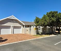 House for sale in Sunningdale