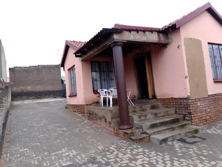 3 Bedroom House for sale in Mahube Valley - P24-116702235