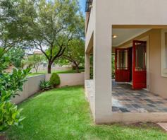 Townhouse for sale in Willowbrook