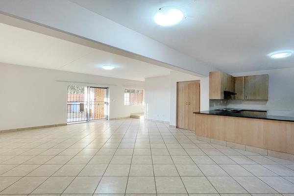 This very neat and well-maintained three-bedroom duplex townhouse is conveniently located in the popular area of Sinoville, offering ...