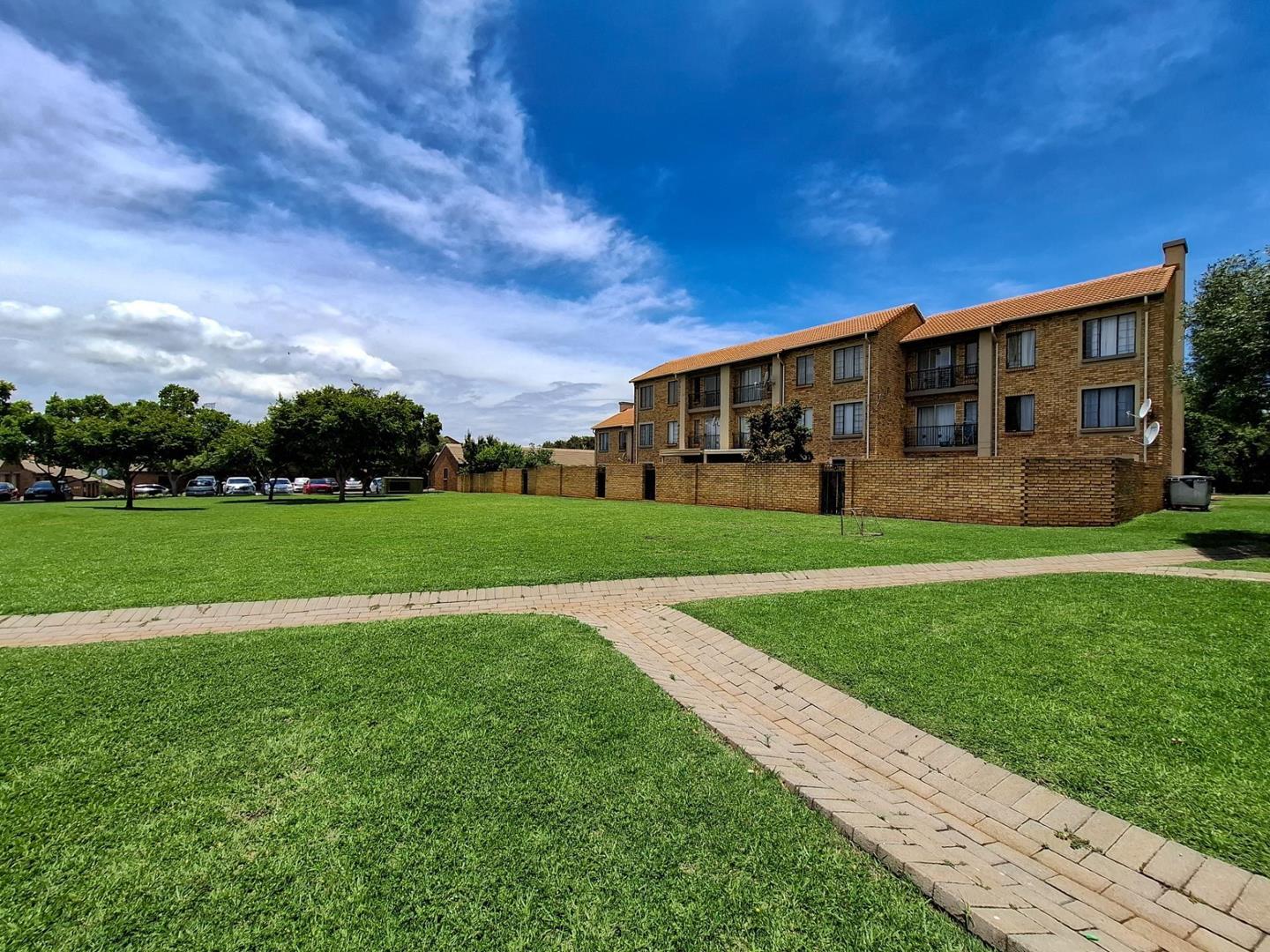 Photo inspiration: Eco Luxury Apartments For Sale In The Suburbs With Pool Reference: 2 Bedroom Apartment Flat For Sale In Eco Park Estate