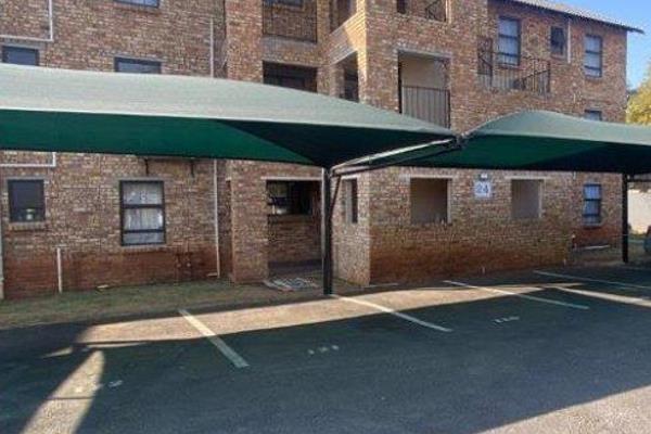 Repo - access - offers from r525 000.00
All outstanding municipal and levy accounts will be paid by seller. 
NO Cash dep. needed ...