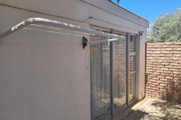 Neat and comfortable 1-bedroom garden apartment with built-in cupboards and a practical layout. 

Water, electricity and WiFi are ...