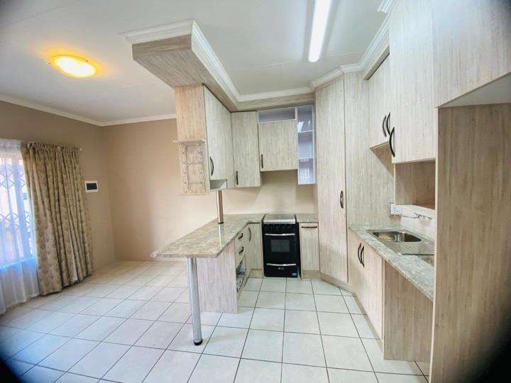 Listing number: P24-117729338, Image number: 3