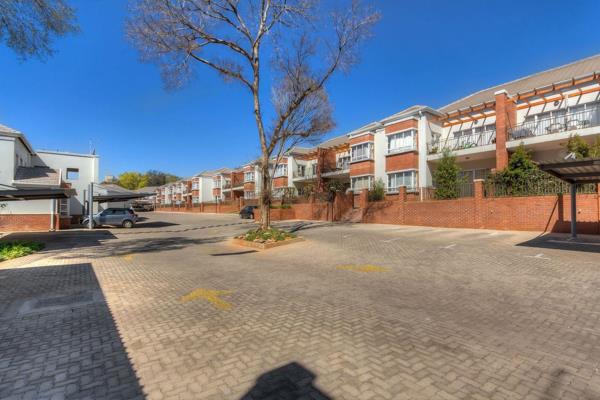 Ground Floor Apartment to Rent

Situated in a lovely, secure complex within walking distance to Zoo Lake and the Johannesburg Zoo. This ...