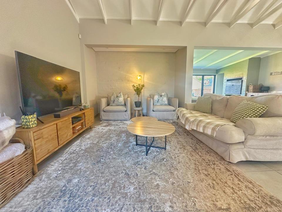 Featured Property Solutions listing in Van Der Hoff Park