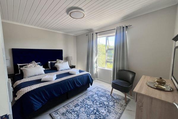Modern 2-Bedroom Sea-View Apartments in Upper Robberg

Welcome to this newly built ...