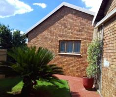 Townhouse for sale in Vanderbijlpark SE 3