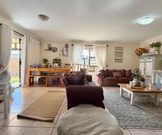 Apartment / Flat for sale in Fairview Golf Estate